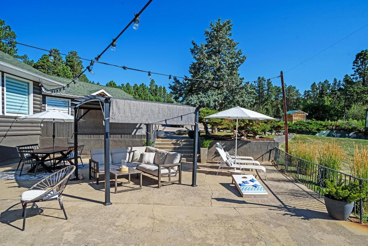 Black Forest Inn Bed & Breakfast Rapid City Exterior photo